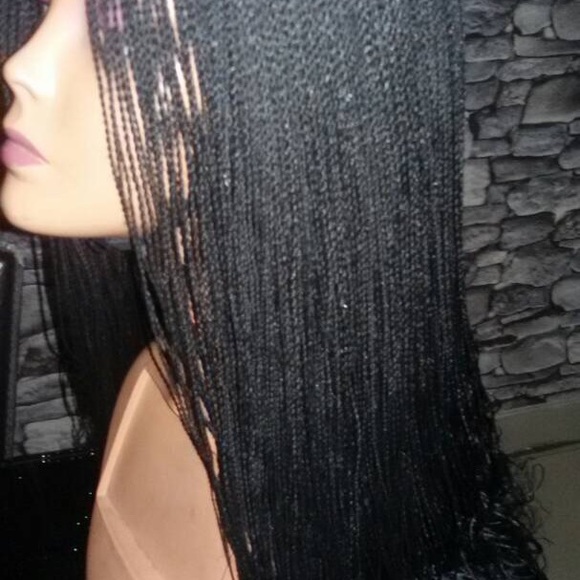 Beautiful black micro braided wig. - Picture 2 of 7